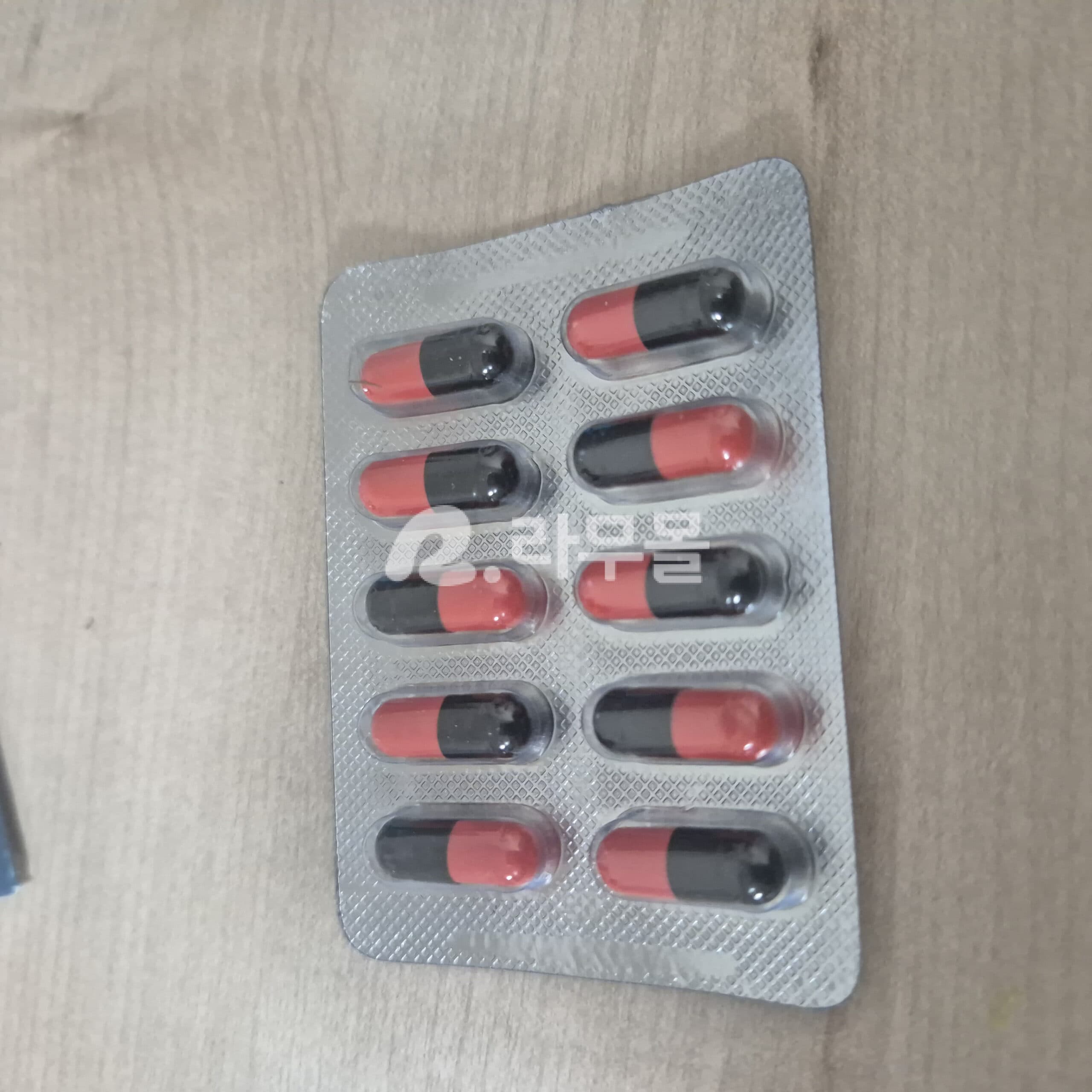 독시주브 (Doxycycline 독시사이클린 100mg) 직구 후기