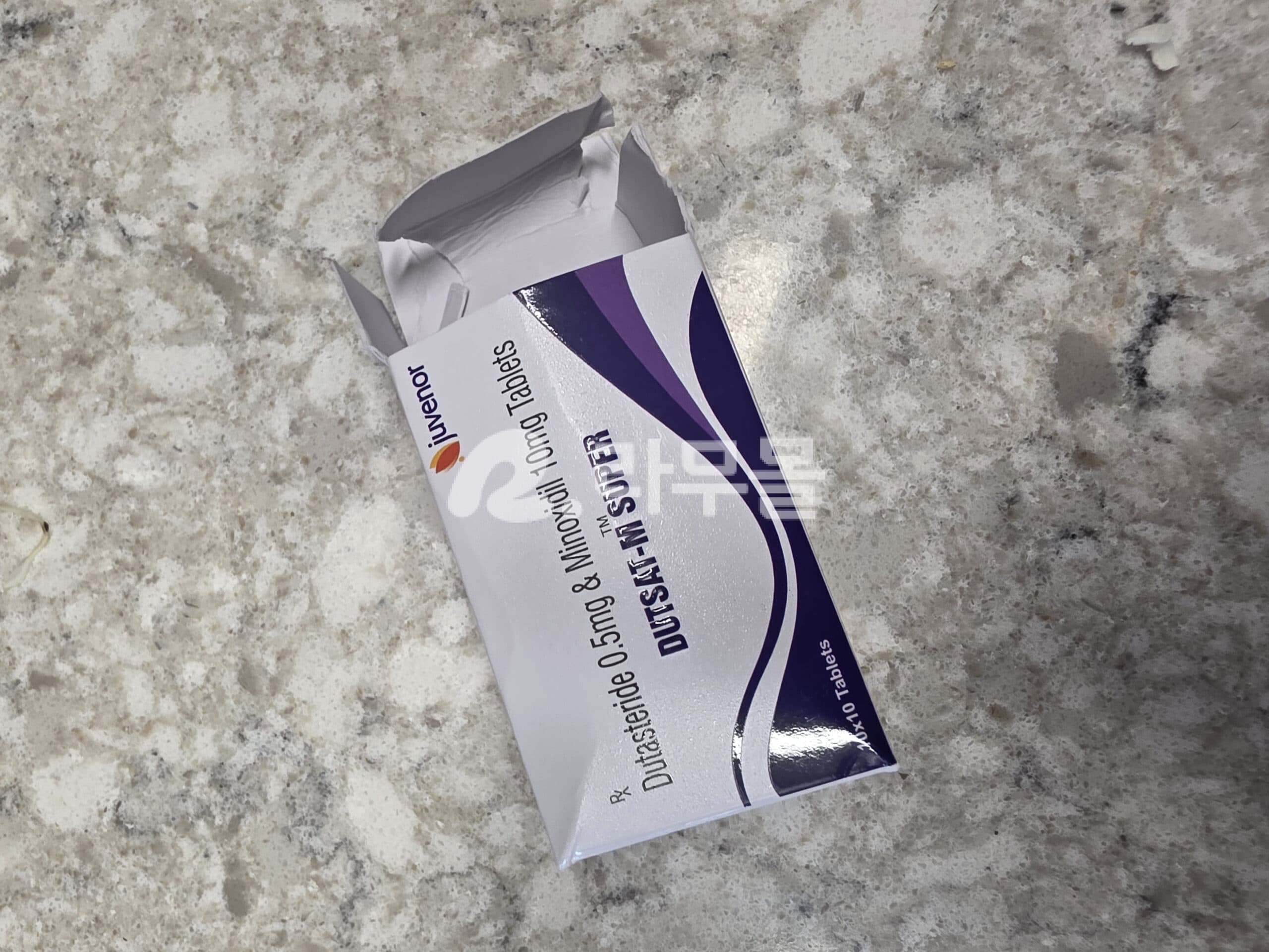 두사트-M SUPER ( 두타스테리드 Dutasteride 0.5mg + Minoxidil 미녹시딜 10mg ) 직구 후기