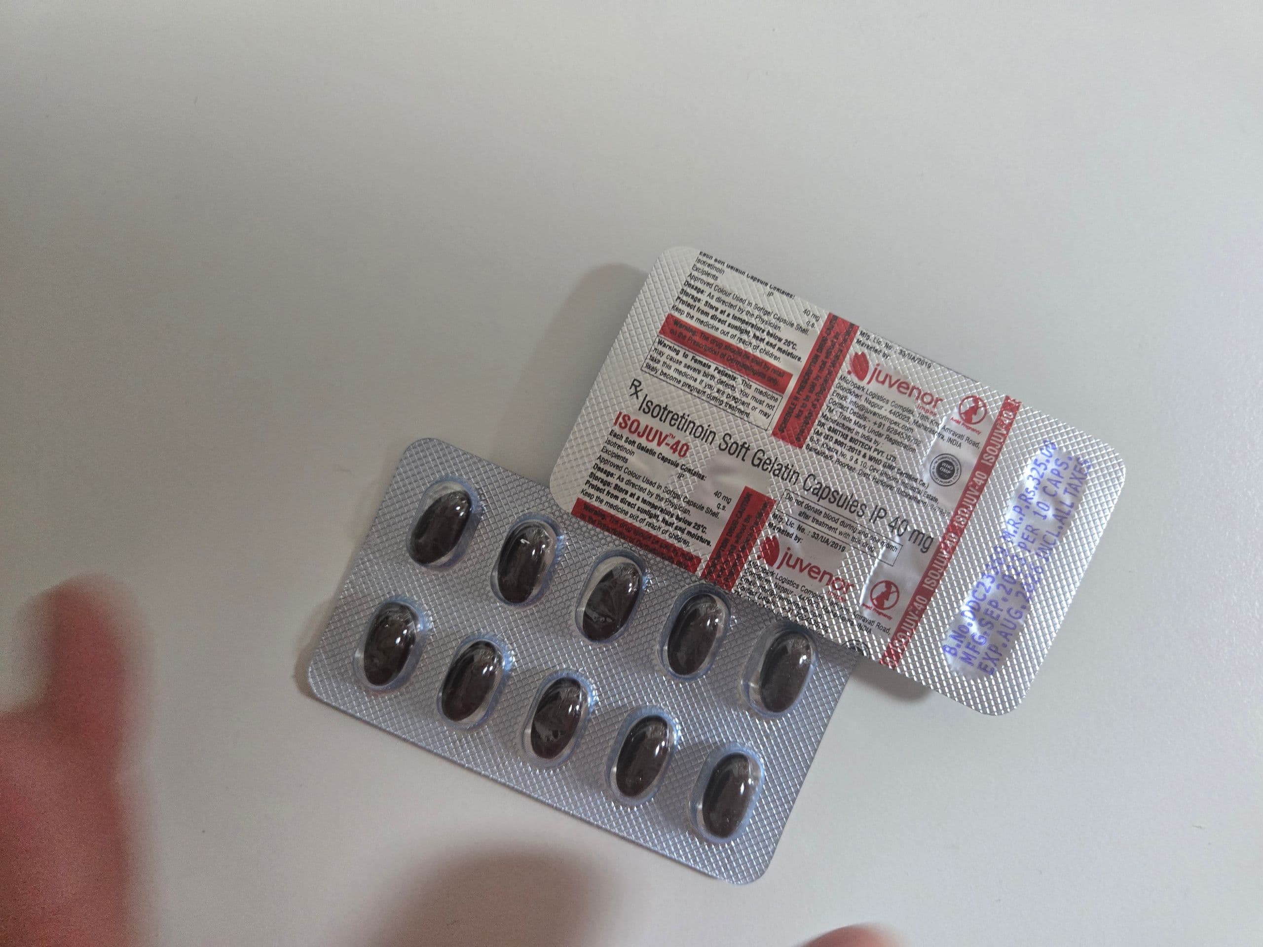 로아큐탄 아이소주브40mg 직구 후기